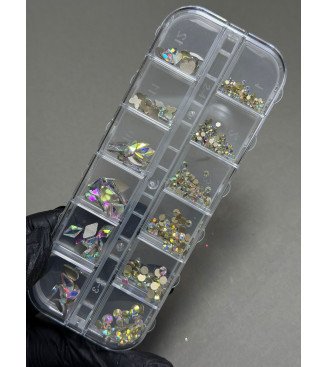 Gura Rhinestone
